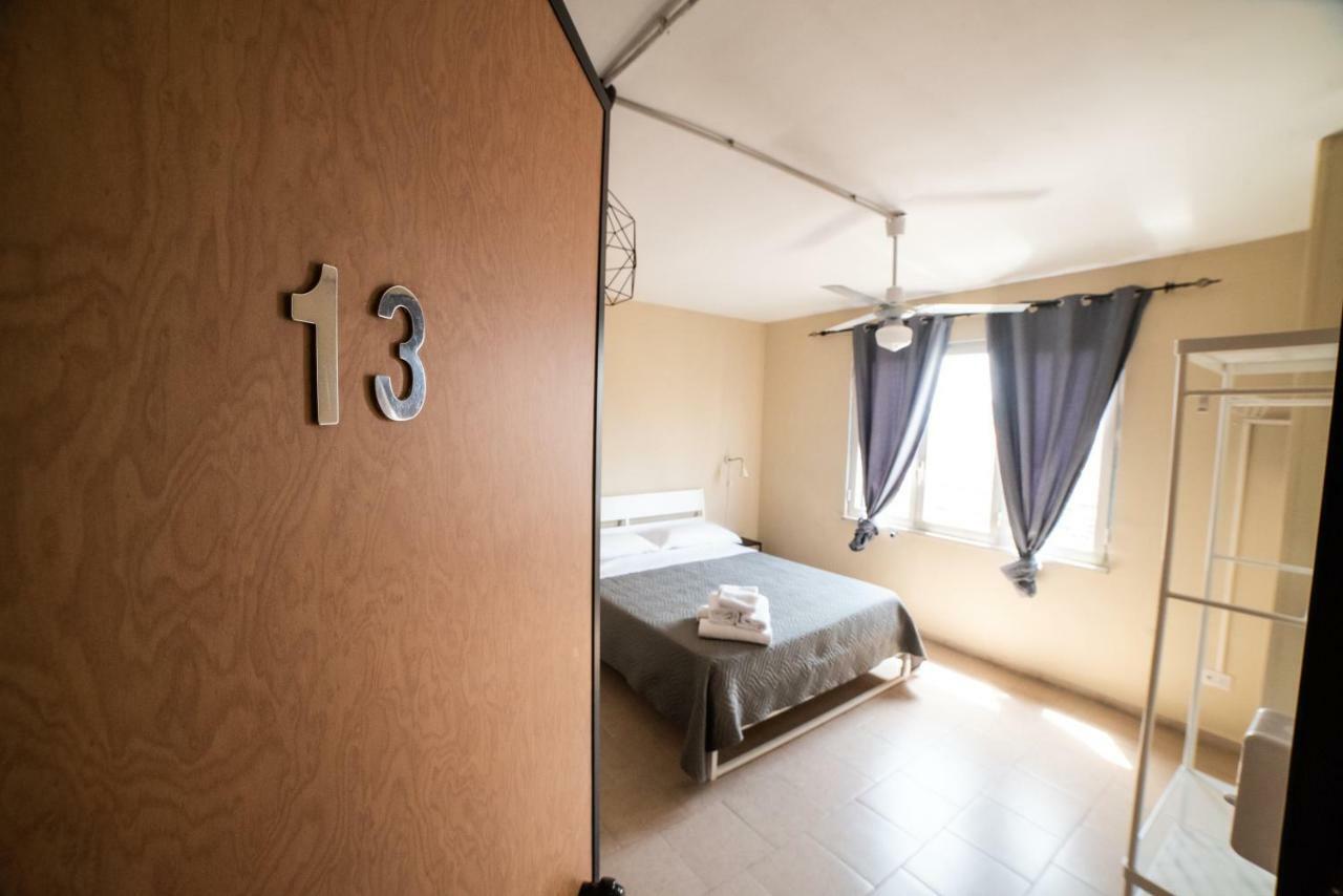 Departure Rooms&hostels Bed & Breakfast 2*